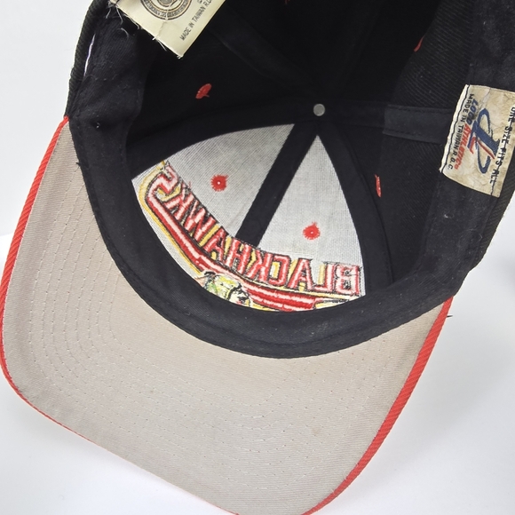 Vintage 90’s Logo Athletic Chicago Blackhawks NHL Big Spellout And Logo - Picture 7 of 11
